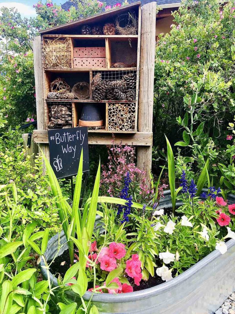 Creative DIY Bee House ideas | Barefoot Garden Design